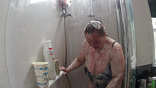 Cream Sploshing