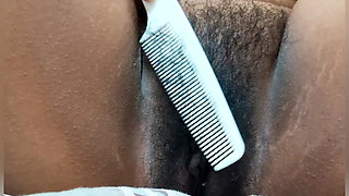 Indian hot sexy aunty comb her hairy pussy then doing unlimited orgasam in bedroom without dress and panties