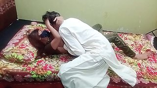 Indian Desi Young Student Ko Tharki Teacher Ny Chod Diya Lund Gand Mai Ghusa Diya Hindi Audio Hot Aunty Sex