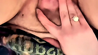 Learn How Misshappymommy Pees on the Toilet