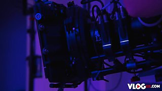 Skylar Snow, Max Born And Jennifer Mendez In Curvy Brunette Offers Her Juicy Pussy As A Gift