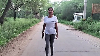 Desi Indian girl calls me in her kitchen, she gets very hot then audio sex