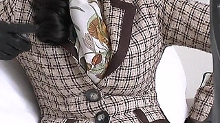 And Now You're Going to Lick My Soles, Headscarf Slut! Lady Victoria Valente