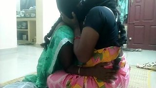 Indian Aunty Lesbian House Wifes