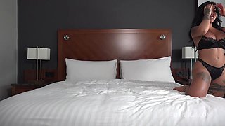 Thicc Indian Babe Yasmina Khan Gets The Big Fat Dick From Keiran Lee