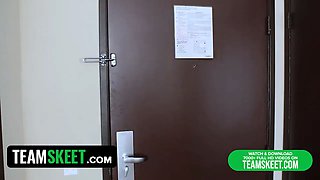 Teensdoporn - country girl's (Miranda Miller) very first xxx vignette