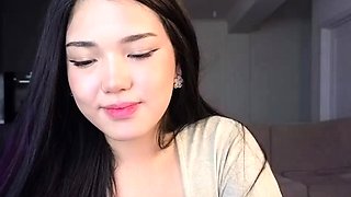 CLOSE UP OF TEENS PARADISE