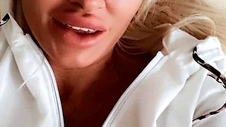 Homemade amateur webcam babe masturbating