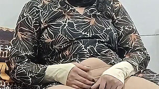 Desi Hot Bhabhi Pussy Fingring