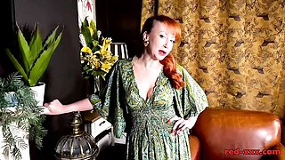 Red-XXX featuring Red Xxx's shaved video