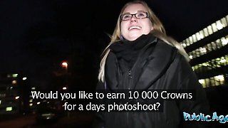 Public Agent featuring Martin Gun and Violette Pink's public action