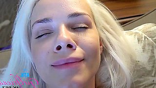 Hawaii Vacation With Elsa