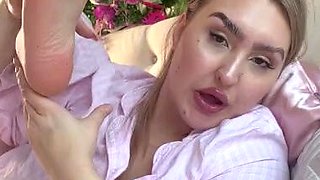 Kleopetraaa Goddess aka kleopetraaa OnlyFans - Sucking my