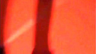 Pipe en public - une brunette franaise amateur