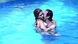 Hot desi shortfilm39 - Priya Tiwari, another girl boob kissed, press in bra