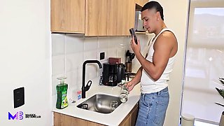 I Fill My Neighbors Pussy With Cum In A Public Stairwell - Luna Vitaler, Max Betancur And Monique Fuentes