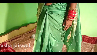 Masti Choda Mast Video by Speaking in Hindi Voice in Big Sister Silk Sari From Her in-laws