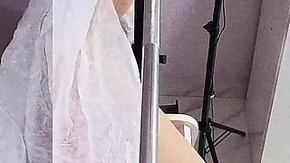 Gynecologist Cheating on Cuckolded Wife!