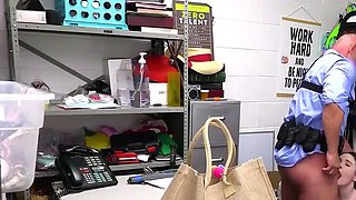 Cute gal in jeans cut-offs gives a blowjob to showcase off