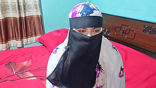 Aunty gave me her pink pussy to fuck, oops