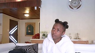 This AMATEUR EBONY 18YO fashionista held the pose