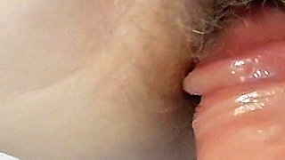 Amateur MILF Has an Orgasm with a Stranger.