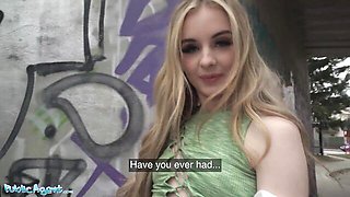 Sensual cocotte's hardcore sex