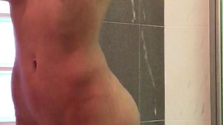 Close up cock jerking solo