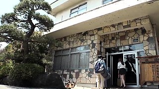 Asian hottie with nice big boobs