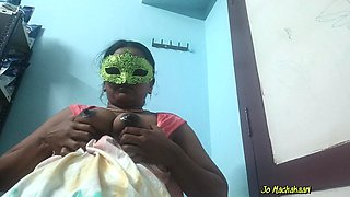 Tamil Lady Masturbating When She Is Alone in Home.