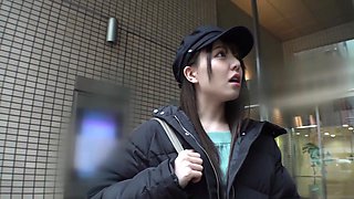 300maan-541　新米ナースさん潮吹き7連発！最後は彼女の膣奥にたっぷり中出し