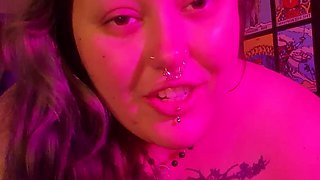 Love Chat Big Boobs Brunette Masturbating For Cam