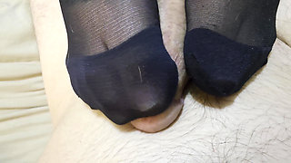 15 Mins of Stocking Feet Rubbing Throbbing Dick