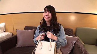 200gana-2499　清楚な雰囲気からは想像できないまさかのスプリットタン