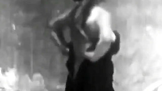 Antique sunbathing slut gives wild blowjob and gets creampie fucked