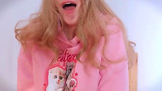 Curvy MILF Mrs Wetslavs Rides Her Desk for a Hairy Pussy Orgasm - Amateur Solo Masturbation in 4K