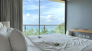 Sumptuous platinum-blonde rails enormous chisel