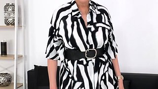 Big Boobs LauraHaze Doing Masturbation Slutcamzz