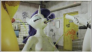 Raritys Living Toilet