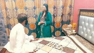 Indian Desi Wife Angry because her Husband don't Put his in her Tight Asshole Clear Hindi Audio Xxxxx Desi Aunty Sex