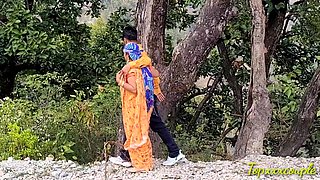 Desi Village Bhabhi Enjoyful Fuck Video