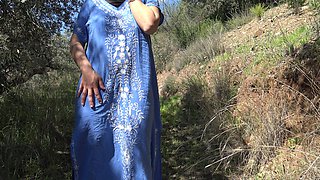 Turkish Amateur Wife Shows Her Asshole to Masturbating Stepson
