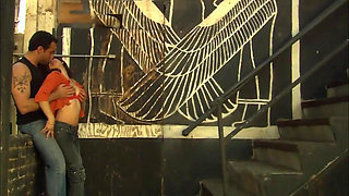 Mature man fucks a hot young slut - NO AUDIO