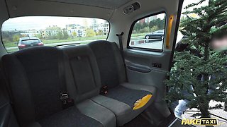 Wild Charli Dean and Lia Lin at petite trailer