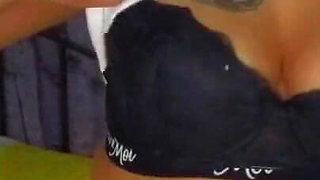 Huge squirting orgasm from a young MILF