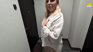 Anal with a beautiful juicy MILF