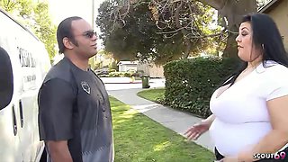 Well-rounded SUPERSIZED BIG BEAUTIFUL WOMEN Mom seduce to Lovemaking