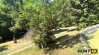 Hunt4k. hunter spoke a young lady into oral outdoors, she cheated on her spouse instantaneously