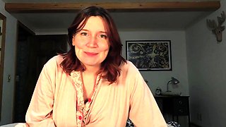 Bettie Bondage – Mom’s First Time