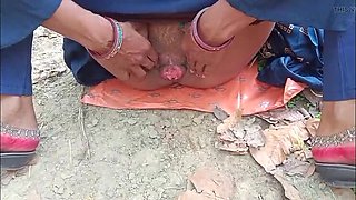 Hot Indian Bhabhi RadhaDevi Fingering & Cowgirl Sex - Desi Aunty XXX